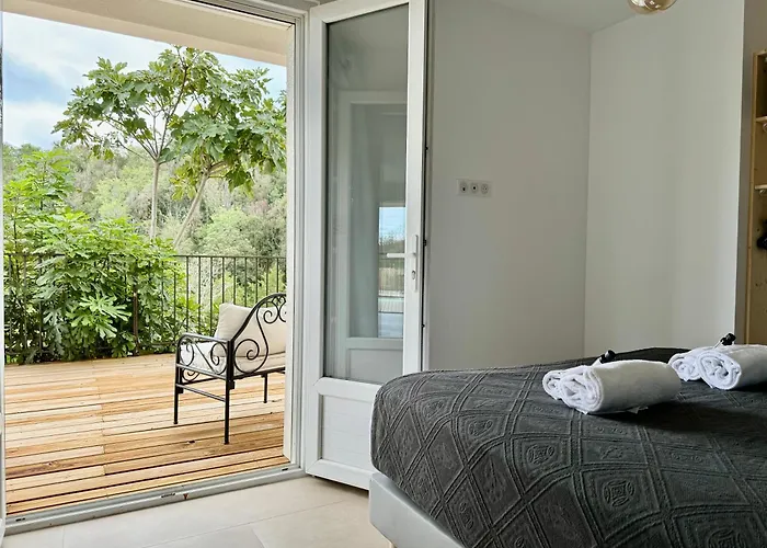 Mare E Machja Avec Piscine Et Vue Apartmán